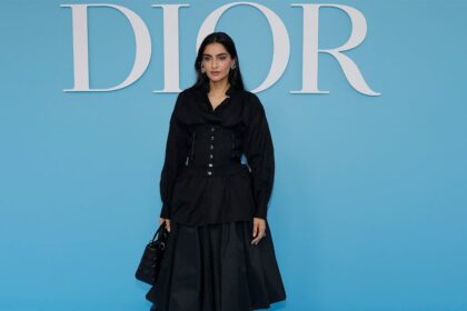 3UILNVSFURHGTFI3F4CMTONCXU Dior Names Bollywood Star Sonam Kapoor New Ambassador